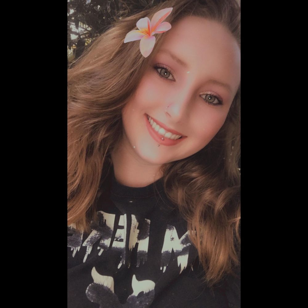 Meet your Posher, Katelyn
